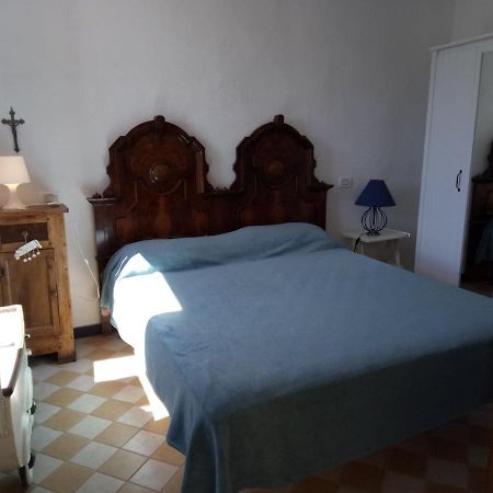 Appartamento In Dimora Tipica Montale  Bagian luar foto