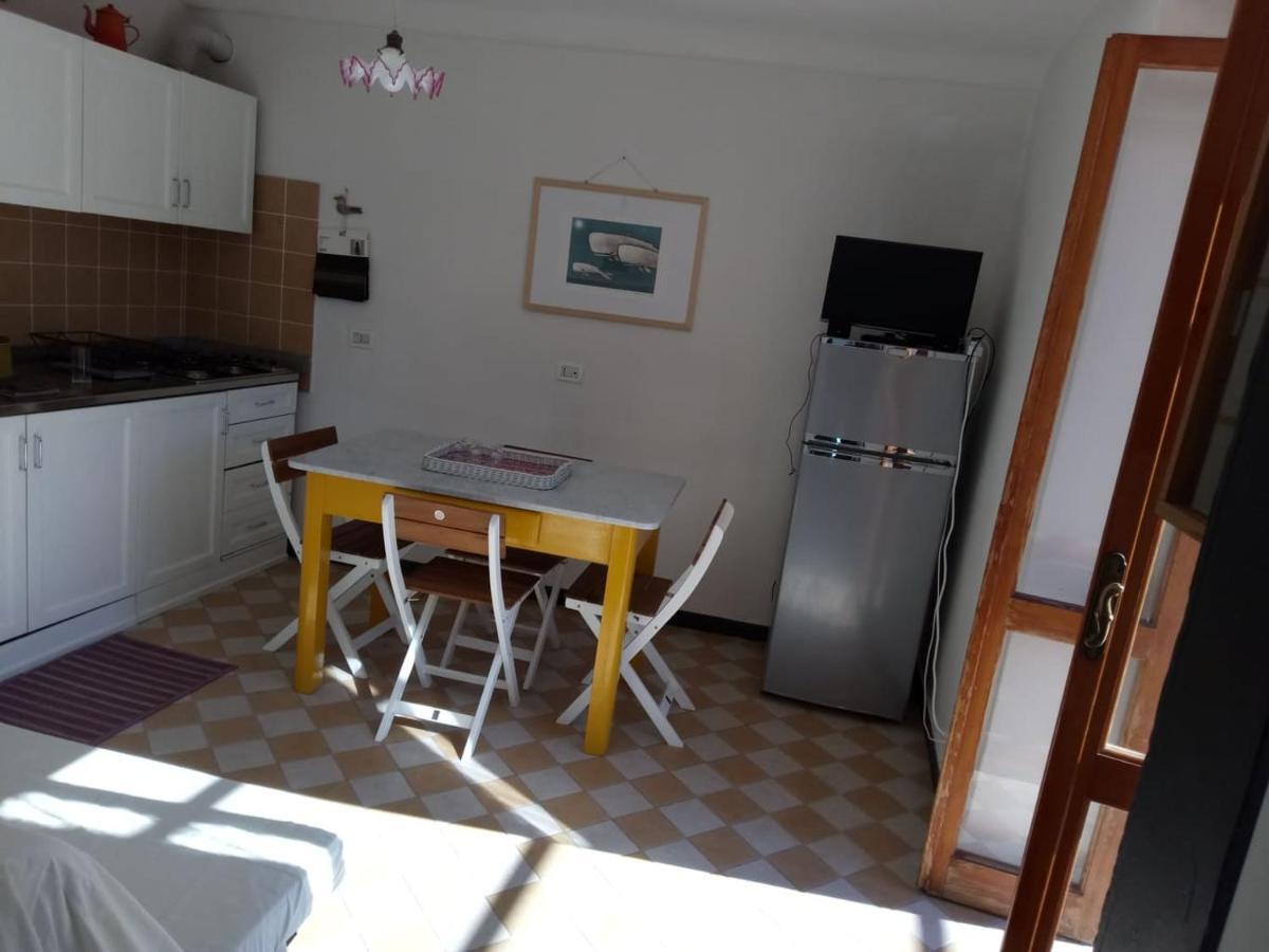 Appartamento In Dimora Tipica Montale  Bagian luar foto